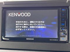 【ナビゲーション】使いやすいナビで目的地までしっかり案内してくれます。各種オーディオ再生機能も充実しており、お車の運転がさらに楽しくなります！！ 3