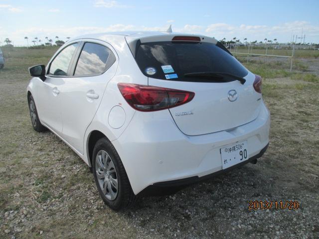 ＭＡＺＤＡ２ １５Ｓ　スマートエディション　カーナビ（Ｂｌｕｅｔｏｏｔｈ）バックカメラ　ＥＴＣ　衝突被害軽減ブレーキ（8枚目）