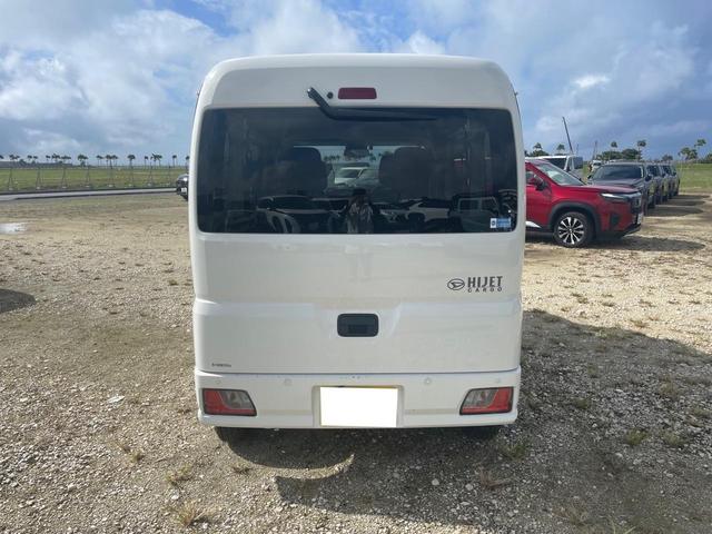 ☆スカイ倶楽部と書かれた青と白の看板が目印です☆