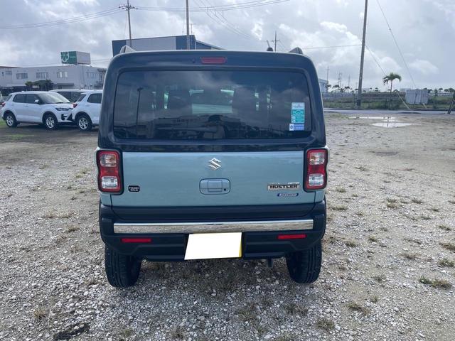 ☆スカイ倶楽部と書かれた青と白の看板が目印です