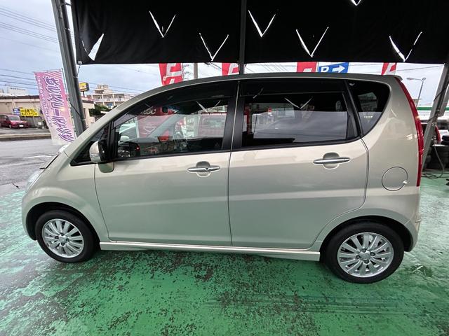 ヘッドライト、テールランプ、アルミホイール等の磨きも行っております!レンズ部分の黄ばみや汚れを抑えて、きれいな状態でお渡しします!