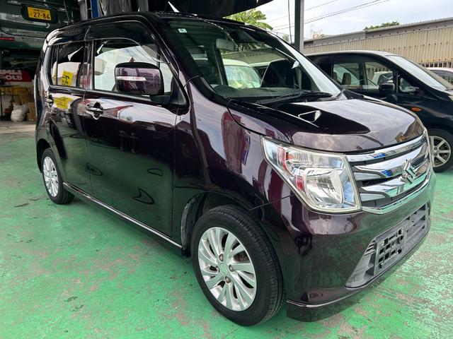 走行中に前方の車両等を認識し、衝突しそうな時は警報とブレーキで衝突回避と被害軽減をアシストします！