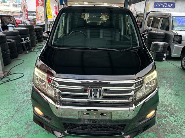 ヘッドライト、テールランプ、アルミホイール等の磨きも行っております！レンズ部分の黄ばみや汚れを抑えて、きれいな状態でお渡しします！