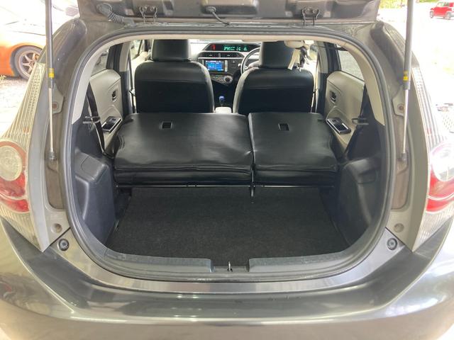 アクア S スマートキー LEDヘッドライト HVバッテリー純正交換歴有り 純正フルセグナビ Bluetoothオーディオ バックカメラ 15イインチアルミ ETC(17枚目)