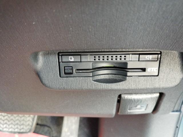 プリウスPHV S ★車検整備付き★ PHV車 バックカメラ ETC HIDヘッドライト CD TV プッシュスタート スマートキー 納車時、バッテリー/ワイパー/エンジンオイル/オイルフィルター/新品交換します(12枚目)