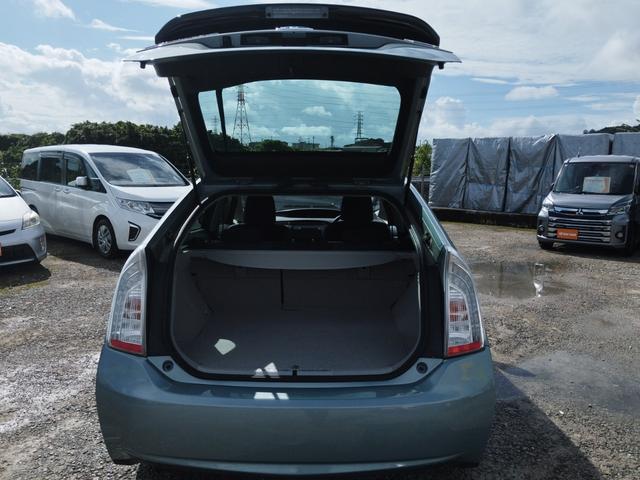 プリウスPHV S ★車検整備付き★ PHV車 バックカメラ ETC HIDヘッドライト CD TV プッシュスタート スマートキー 納車時、バッテリー/ワイパー/エンジンオイル/オイルフィルター/新品交換します(28枚目)