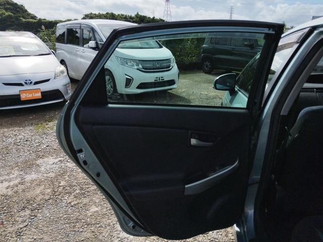 プリウスPHV S ★車検整備付き★ PHV車 バックカメラ ETC HIDヘッドライト CD TV プッシュスタート スマートキー 納車時、バッテリー/ワイパー/エンジンオイル/オイルフィルター/新品交換します(37枚目)