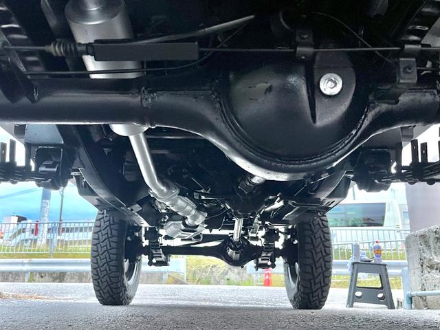 ジムニー サマーウインド　リミテッド　・ヴィンテージカスタムｖｅｒＦ６・ＭＴ車・本土仕入・修復歴無し・全塗装・リフトアップ（5枚目）