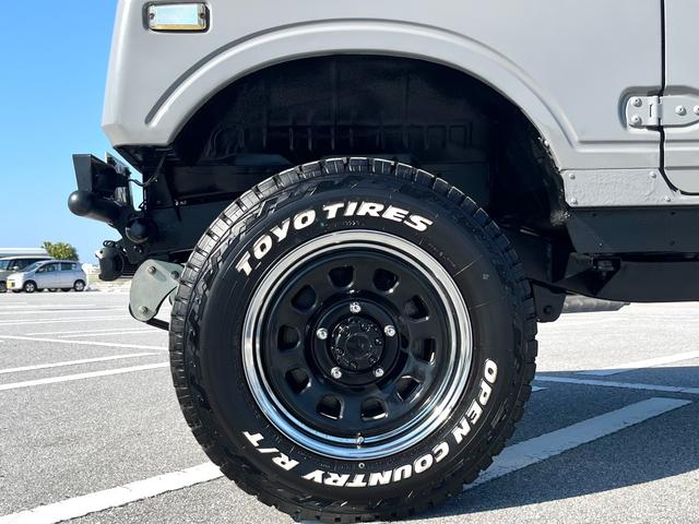 ジムニー サマーウインド　リミテッド　・ヴィンテージカスタムｖｅｒＦ６・ＭＴ車・本土仕入・修復歴無し・全塗装・リフトアップ（16枚目）