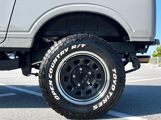 ジムニー サマーウインド　リミテッド　・ヴィンテージカスタムｖｅｒＦ６・ＭＴ車・本土仕入・修復歴無し・全塗装・リフトアップ（17枚目）