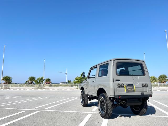 ジムニー サマーウインド　リミテッド　・ヴィンテージカスタムｖｅｒＦ６・ＭＴ車・本土仕入・修復歴無し・全塗装・リフトアップ（29枚目）