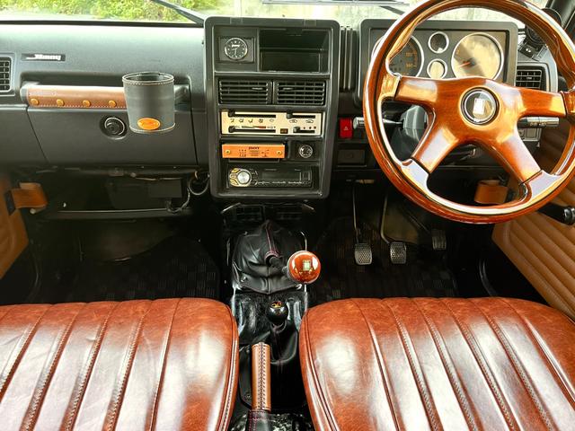 ジムニー サマーウインド　リミテッド　・ヴィンテージカスタムｖｅｒＦ６・ＭＴ車・本土仕入・修復歴無し・全塗装・リフトアップ（57枚目）