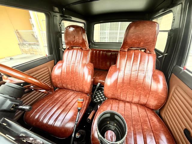 ジムニー サマーウインド　リミテッド　・ヴィンテージカスタムｖｅｒＦ６・ＭＴ車・本土仕入・修復歴無し・全塗装・リフトアップ（61枚目）