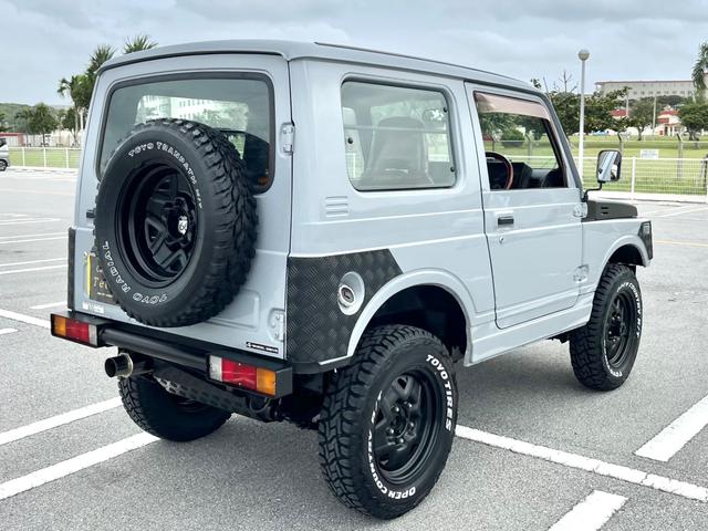 ジムニー ランドベンチャー　最終５型ヴィンテージカスタムｖｅｒＦ８・ＡＴ車・本土仕入・修復歴無し・全塗装・リフトアップ・新品タイヤ４本（42枚目）