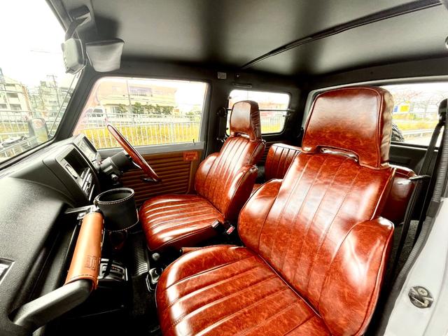 ジムニー ランドベンチャー　最終５型ヴィンテージカスタムｖｅｒＦ８・ＡＴ車・本土仕入・修復歴無し・全塗装・リフトアップ・新品タイヤ４本（65枚目）