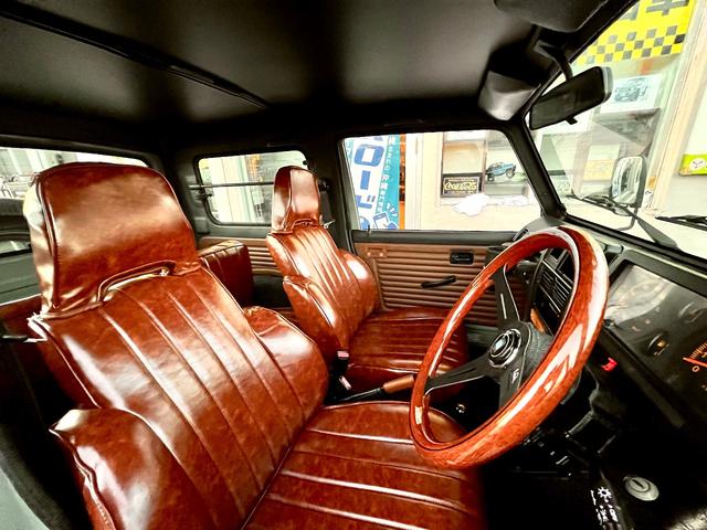 ジムニー ランドベンチャー　最終５型ヴィンテージカスタムｖｅｒ　Ｇ１・ＡＴ車・本土仕入・全塗装・リフトアップ（68枚目）