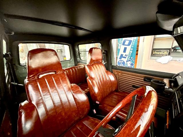 ジムニー ランドベンチャー　最終５型ヴィンテージカスタムｖｅｒ　Ｇ１・ＡＴ車・本土仕入・全塗装・リフトアップ（71枚目）