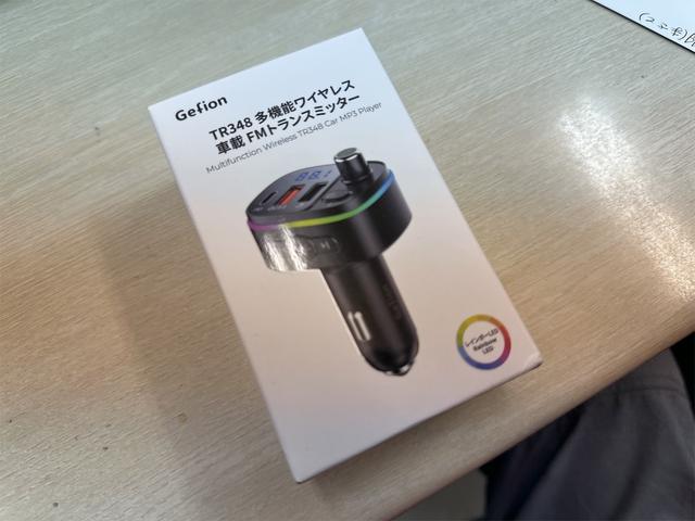 ＦＭトランスミッターＢｌｕｅｔｏｏｔｈ　ハンズフリー通話、音楽再生モード付。スマホの音楽が聴けます。限定５個！