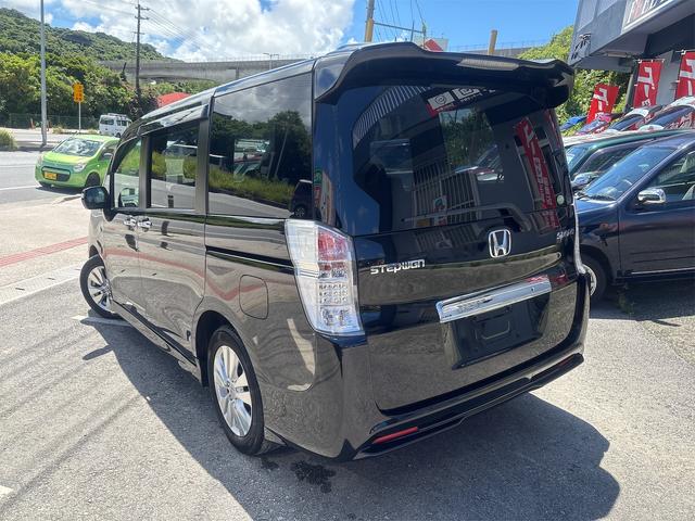 ステップワゴンスパーダ Ｚ　ＨＤＤナビエディション　内地仕入れ車両　純正ワンセグナビ　ＣＤ　ＤＶＤ再生可　バックカメラ　フリップダウンモニター　ＥＴＣ　両側パワースライドドア　ウィンカーミラー　フォグランプ　１６インチアルミホイール（3枚目）