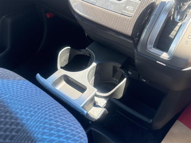 ステップワゴンスパーダ Ｚ　ＨＤＤナビエディション　内地仕入れ車両　純正ワンセグナビ　ＣＤ　ＤＶＤ再生可　バックカメラ　フリップダウンモニター　ＥＴＣ　両側パワースライドドア　ウィンカーミラー　フォグランプ　１６インチアルミホイール（46枚目）