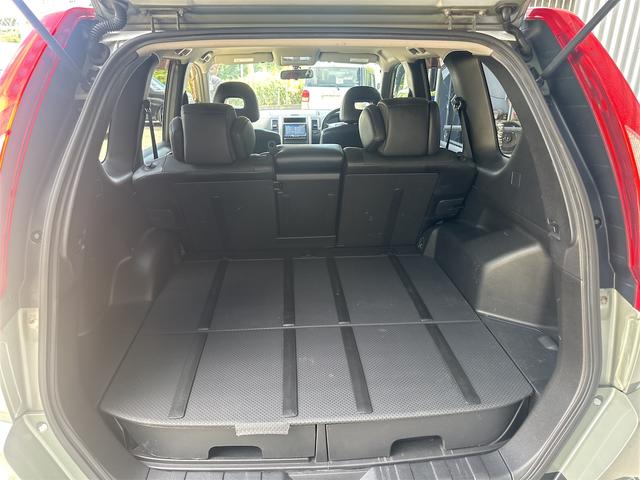 エクストレイル ２０Ｘｔｔ　社外ナビフルセグＴＶ　Ｂｌｕｅｔｏｏｔｈ　ＣＤ　ＤＶＤ　ＥＴＣ　バックカメラ（30枚目）