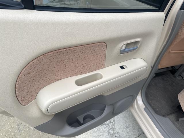 『TOTAL CAR SHOP FEEL』はナビ・オーディオも販売しております。 お気に入りの一台を見つけて下さい! ☆★☆詳細は『FEEL』の元気なスタッフまで →0078-6042-5806☆★☆