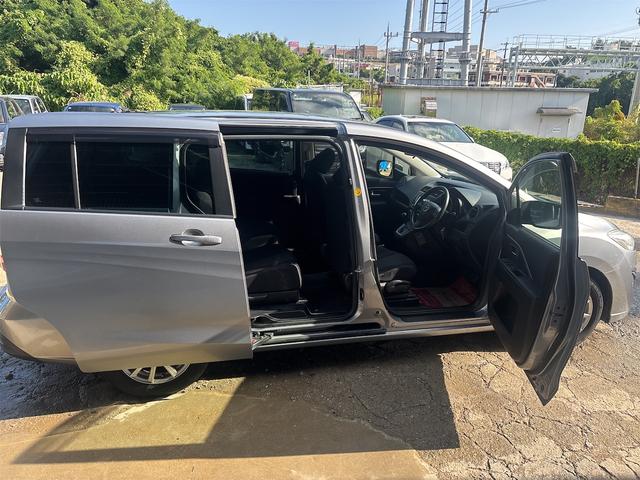 プレマシー ２０ＣＳ　純正ワンセグナビ　ＣＤ　ＤＶＤ再生可　ＦＭトランスミッター　ＥＴＣ　スライドドア　社外１５インチアルミホイール　ヘッドライトコーティング（16枚目）