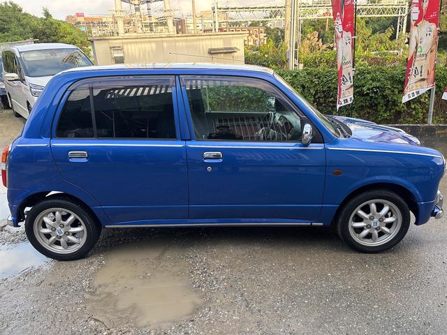 『ＴＯＴＡＬ　ＣＡＲ　ＳＨＯＰ　ＦＥＥＬ』は、外装ＷＡＸかけ＆内装クリーニングでピカピカ納車宣言！！☆★☆詳細は『ＦＥＥＬ』の元気なスタッフまで　→　００７８－６０４２－５８０６☆★☆