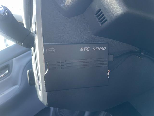 キャスト アクティバX スマートキー・プッシュスタートボタン・アイドリングストップ・ステアリングスイッチETC・フルセグナビ・Bluetooth・TV・AM/FMラジオ・DVD・CD・バックカメラ・バニティミラー・(27枚目)