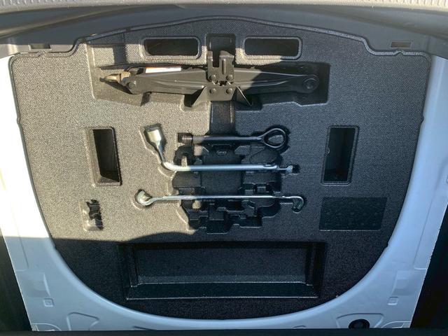 カムリ ＷＳ　本土車両　二年保証　純正ナビ　フルセグＴＶ　Ｂｌｕｅｔｏｏｔｈ　ステアリングスイッチ　バックカメラ　前後ドライブレコーダー　パワーシート　スマートキー二個（21枚目）