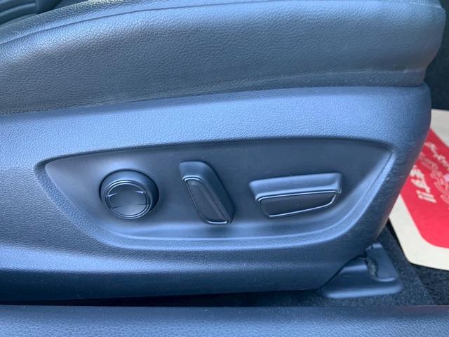 カムリ ＷＳ　本土車両　二年保証　純正ナビ　フルセグＴＶ　Ｂｌｕｅｔｏｏｔｈ　ステアリングスイッチ　バックカメラ　前後ドライブレコーダー　パワーシート　スマートキー二個（26枚目）