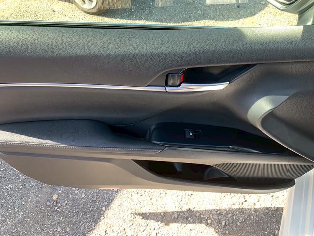 カムリ ＷＳ　本土車両　二年保証　純正ナビ　フルセグＴＶ　Ｂｌｕｅｔｏｏｔｈ　ステアリングスイッチ　バックカメラ　前後ドライブレコーダー　パワーシート　スマートキー二個（38枚目）