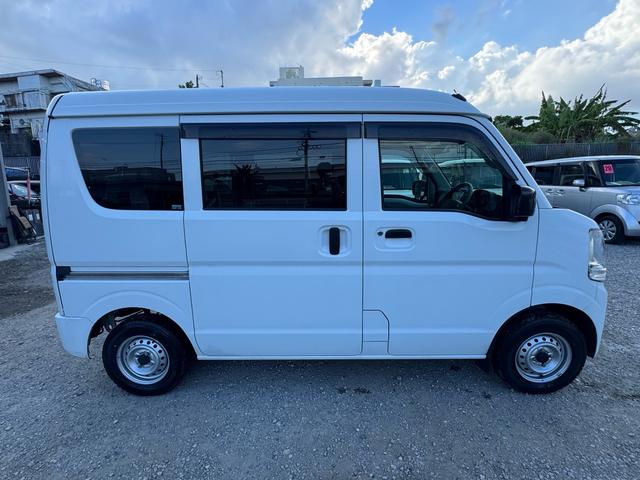 エブリイ ＰＡリミテッド　本土車両　２ｎｄ発進　ＥＴＣ　ナビ　Ｂｌｕｅｔｏｏｔｈ　ＡＵＸ　ＦＭ　ＡＭ　ラジオ（9枚目）