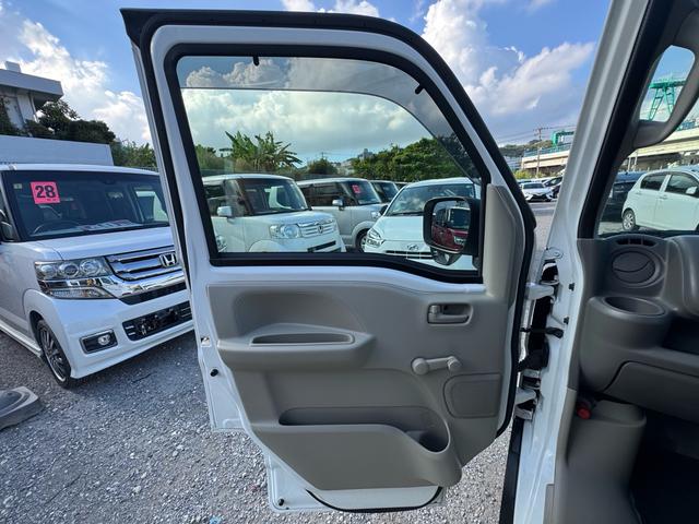 エブリイ ＰＡリミテッド　本土車両　２ｎｄ発進　ＥＴＣ　ナビ　Ｂｌｕｅｔｏｏｔｈ　ＡＵＸ　ＦＭ　ＡＭ　ラジオ（27枚目）