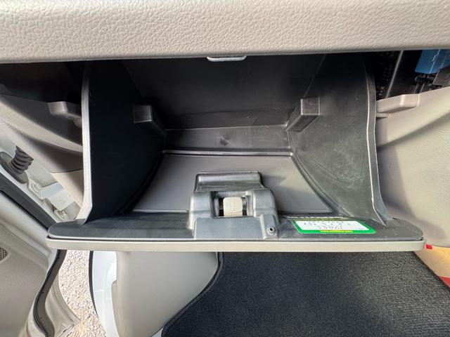 エブリイ ＰＡリミテッド　本土車両　２ｎｄ発進　ＥＴＣ　ナビ　Ｂｌｕｅｔｏｏｔｈ　ＡＵＸ　ＦＭ　ＡＭ　ラジオ（34枚目）