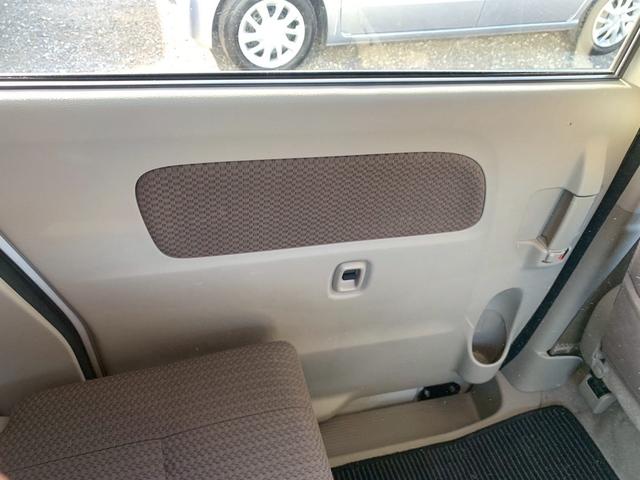 エブリイワゴン ＪＰターボ　本土車両　ＥＴＣ　ナビ　Ｂｌｕｅｔｏｏｔｈ　ＡＭ　ＦＭ　ラジオ　光軸調整　スマートキー２つ（31枚目）