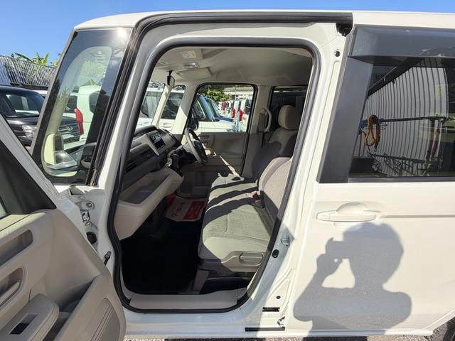Ｎ－ＢＯＸ Ｇホンダセンシング　本土車両　ＫＥＮＷＯＯＤ　ＣＤ　ラジオ　ＵＳＢ　ＥＴＣ　スマートキー（32枚目）