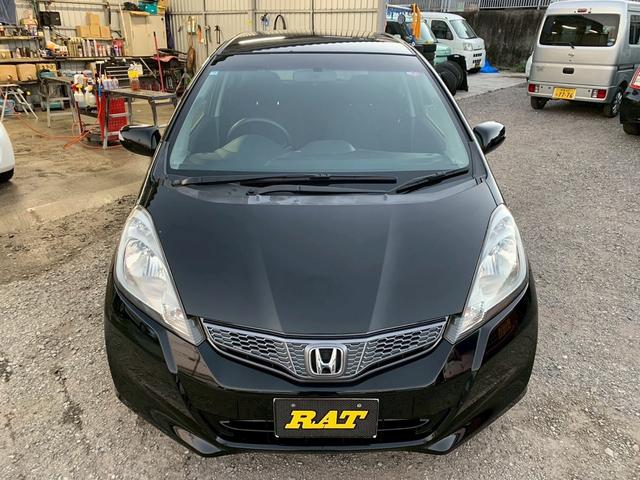 フィット 　１年保証　ＥＴＣ　電動格納ミラー　ＦＭ　ＡＭ　ラジオ　ＡＵＸ　光軸調整　スマートキー２つ（4枚目）