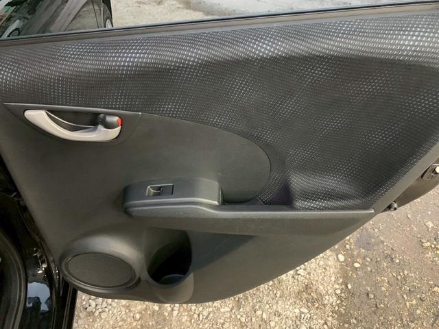 フィット 　１年保証　ＥＴＣ　電動格納ミラー　ＦＭ　ＡＭ　ラジオ　ＡＵＸ　光軸調整　スマートキー２つ（24枚目）