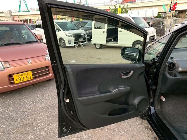 フィット 　１年保証　ＥＴＣ　電動格納ミラー　ＦＭ　ＡＭ　ラジオ　ＡＵＸ　光軸調整　スマートキー２つ（28枚目）