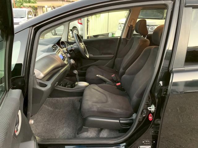 フィット 　１年保証　ＥＴＣ　電動格納ミラー　ＦＭ　ＡＭ　ラジオ　ＡＵＸ　光軸調整　スマートキー２つ（30枚目）