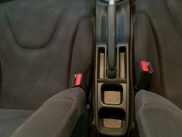 フィット 　１年保証　ＥＴＣ　電動格納ミラー　ＦＭ　ＡＭ　ラジオ　ＡＵＸ　光軸調整　スマートキー２つ（42枚目）