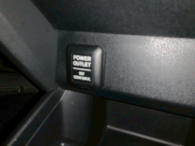 フィット 　１年保証　ＥＴＣ　電動格納ミラー　ＦＭ　ＡＭ　ラジオ　ＡＵＸ　光軸調整　スマートキー２つ（45枚目）