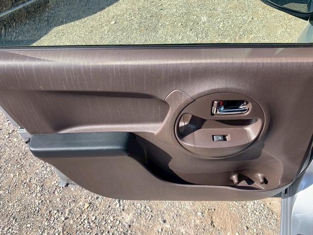 パッソ １．０Ｘ　Ｌパッケージ・キリリ　アイドリング　スマートキ　ＴＶ　ＣＤ　Ｂｌｕｅｔｏｏｔｈ　　バックカメラ　エンジンオイル　ワイパー　バッテリー新品交換（32枚目）