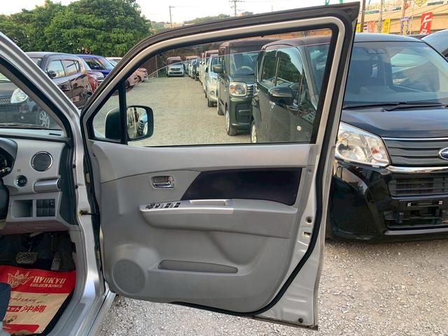 ワゴンＲ リミテッドＩＩ　現状販売　ＣＤ　ＡＭ　ＦＭ　ラジオ　ＡＵＸ　プッシュスタート　スマートキー２個（18枚目）