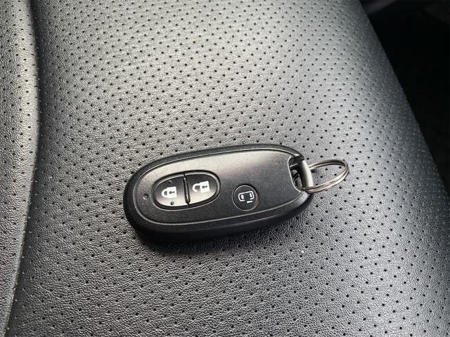 ソリオ Ｘ　２年保証　スマートキー２個　左側パワースライドドア　５人乗り　車検残りあり　ワンセグＴＶ　純正アルミホイール　純正フルエアロ　オートエアコン　社外シートカバー　プッシュスタート（28枚目）