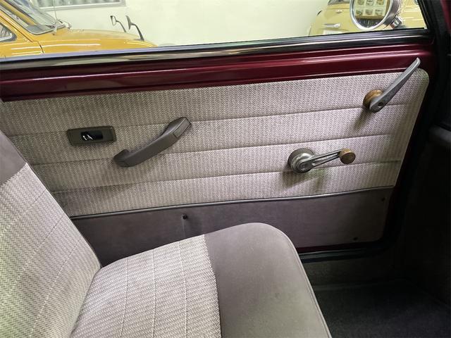 お客様など大切な方を乗せる助手席側も！ＰＲＯクリーニング済み！綺麗で清潔な状態です！