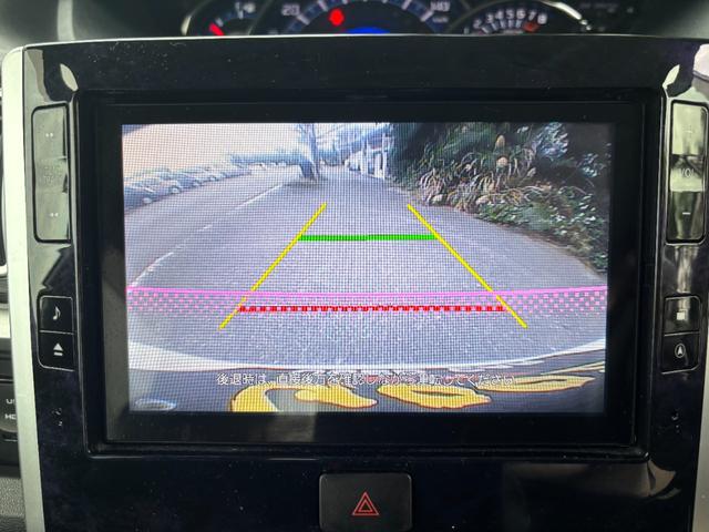 �o�b�N�J����