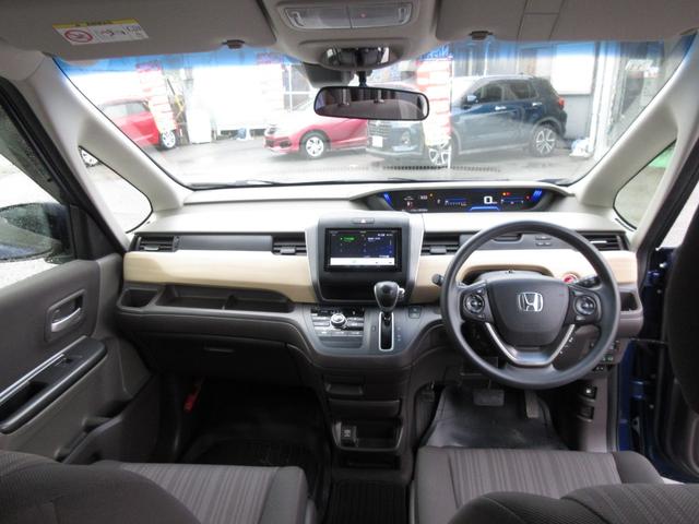 フリード Ｇ・ホンダセンシング　当社メンテナンス車両・ワンオーナー・踏み間違い防止機能・６人乗りタイプ・両側パワースライドドア・社外フルセグナビ・ステリモ・Ｂｌｕｅｔｏｏｔｈ機能・バックカメラ・ビルドインＥＴＣ・スマートキー（17枚目）