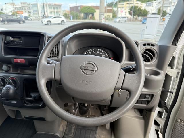 NV100クリッパーバン 現状販売 県外車両 MT車(22枚目)